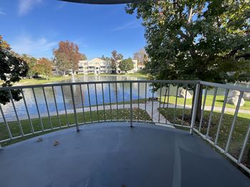 Spectacular views of lake